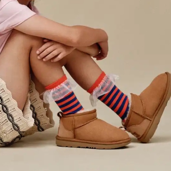 Kids UGG classic ultra mini chestnut boots #6